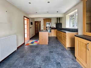 Kitchen- click for photo gallery